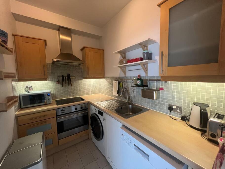 Apartamento Stylish Flat With River View Dublín Exterior foto